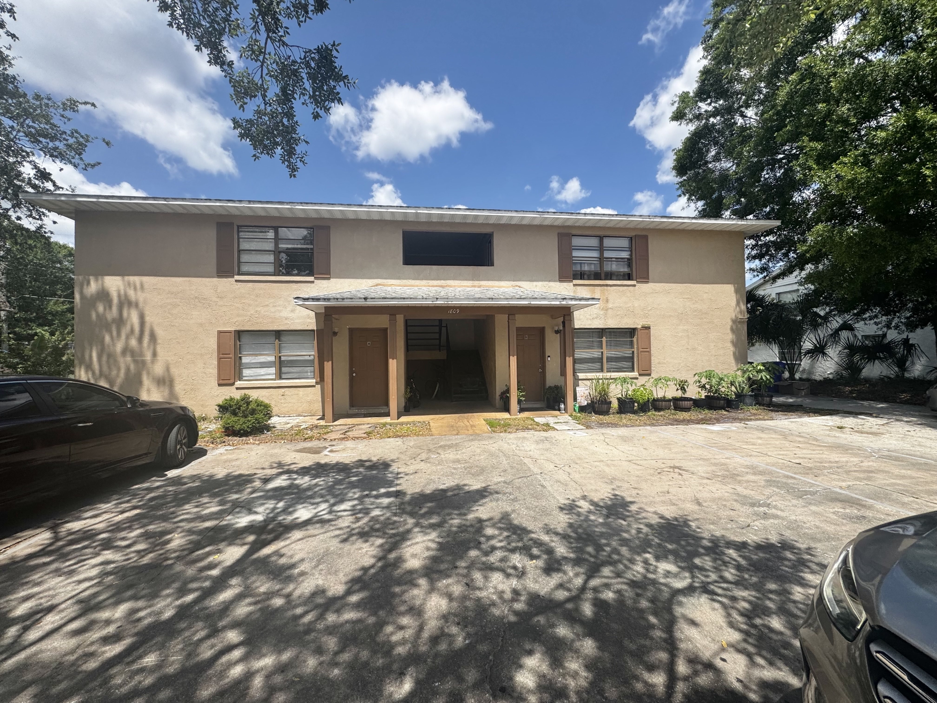 1809 Bronson Dr - C