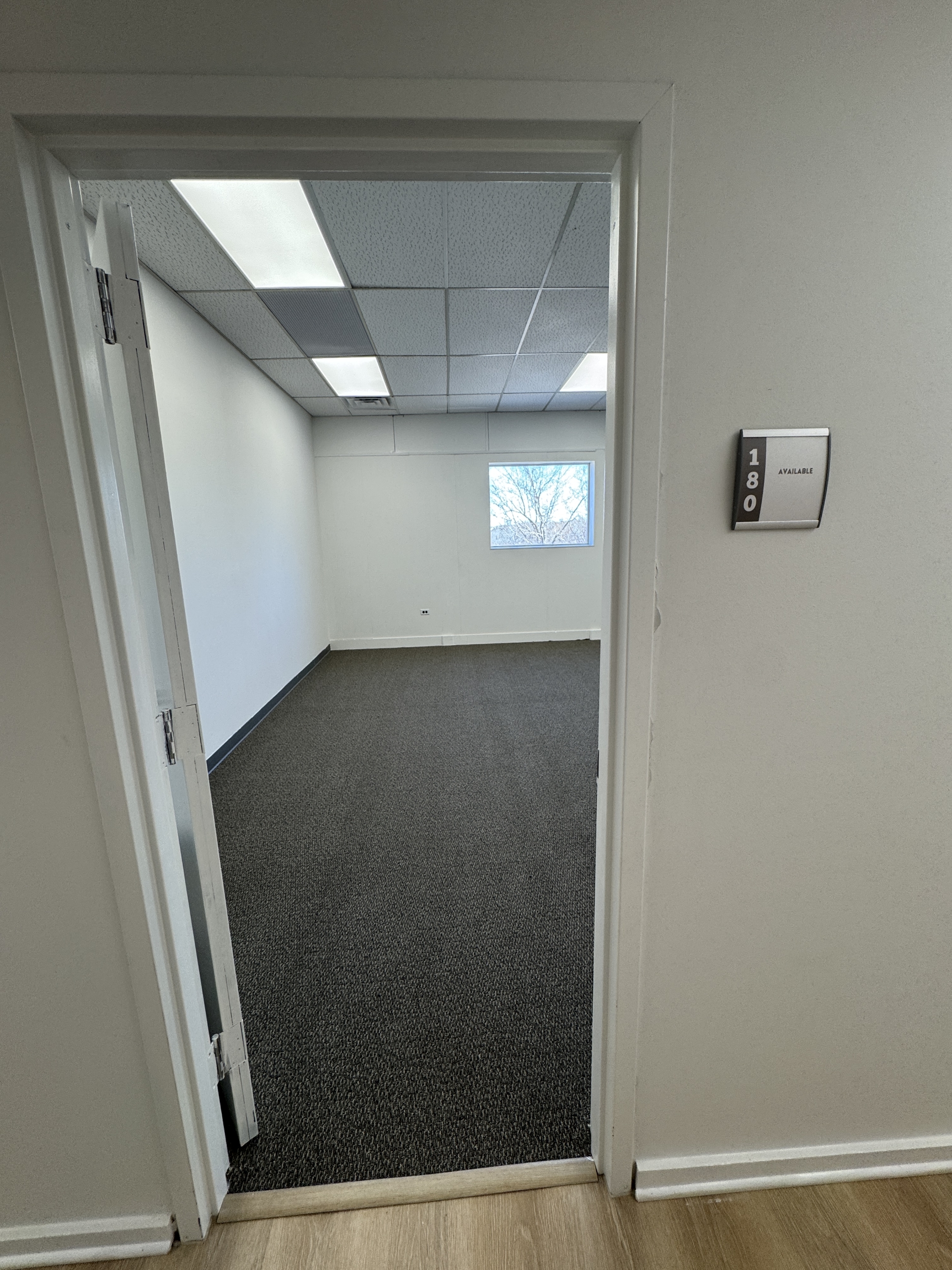 7540 Leavenworth Road - 180