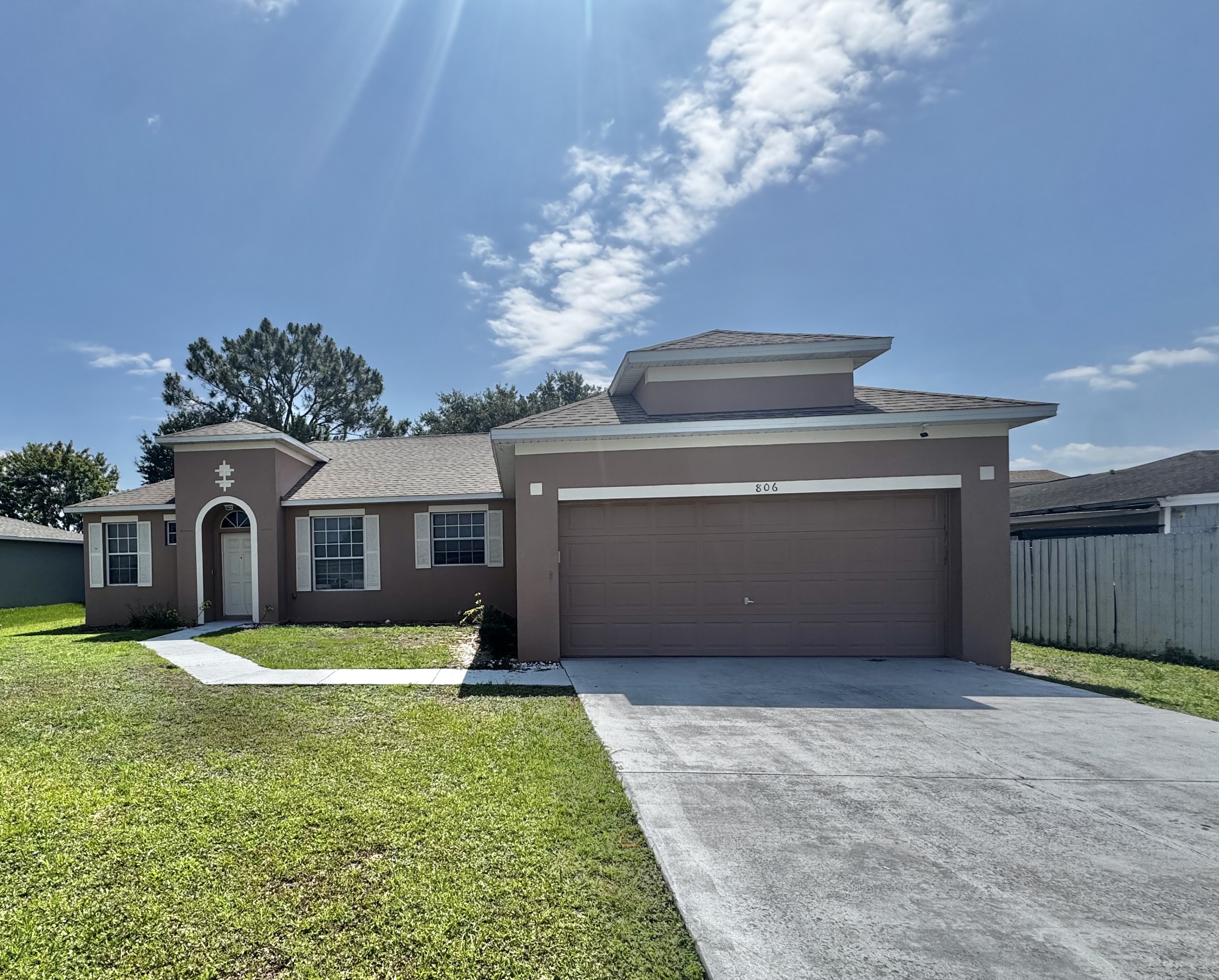 806 Palermo Ct